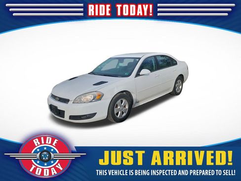 Used 2011 Chevrolet Impala LT image 1
