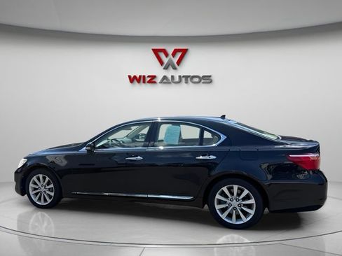 Used 2011 Lexus LS 460 AWD w/ Comfort Pkg image 2