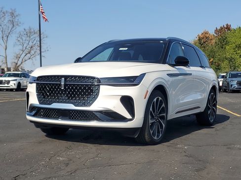 New 2026 Lincoln Nautilus Black Label AWD/4WD image 2