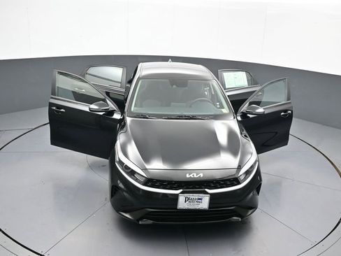 Certified 2023 Kia Forte LXS w/ LXS Technology Package FWD image 44