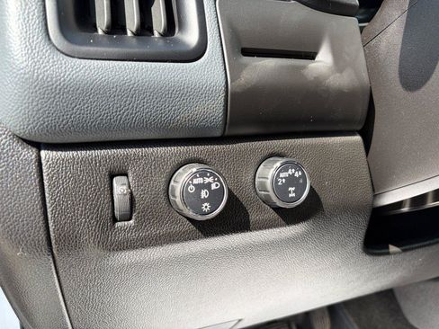 Used 2018 Chevrolet Colorado Z71 AWD/4WD image 10