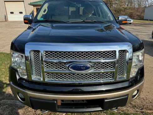 Used 2012 Ford F150 Lariat w/ Lariat Chrome Pkg image 2