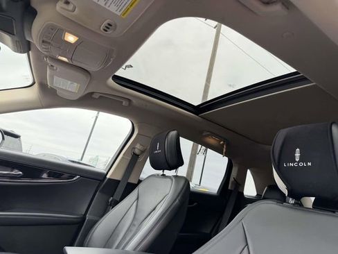 Certified 2023 Lincoln Nautilus Reserve w/ Monochromatic Package image 11