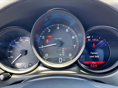 Used 2023 Porsche Macan Turbo AWD/4WD image 50