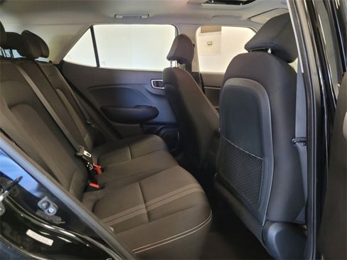 Used 2020 Hyundai Venue SEL w/ Convenience Package image 12
