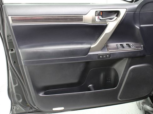 Used 2020 Lexus GX 460 Premium image 36