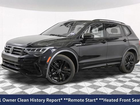 Used 2022 Volkswagen Tiguan SE R-Line image 2