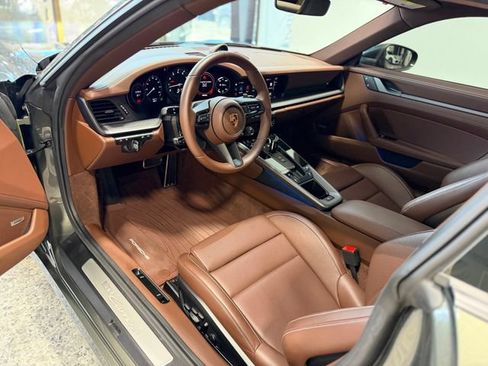 Used 2023 Porsche 911 Carrera w/ Premium Package RWD image 23