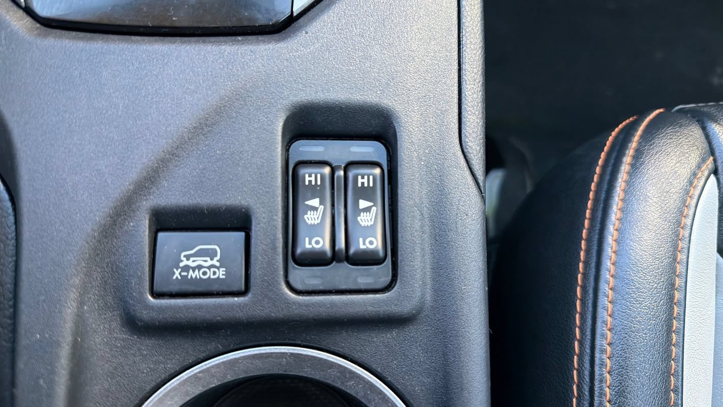 Used 2019 Subaru Crosstrek 2.0i Limited w/ Moonroof Package w/Navigation AWD/4WD image 19