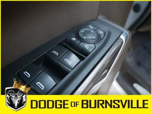 Used 2020 Chevrolet Silverado 1500 LTZ AWD/4WD image 19
