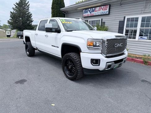 Used 2015 GMC Sierra 2500 Denali w/ Duramax Plus Package AWD/4WD image 2