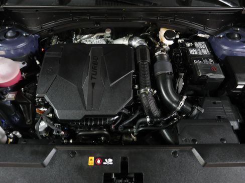 Used 2025 Hyundai Santa Fe SEL image 14