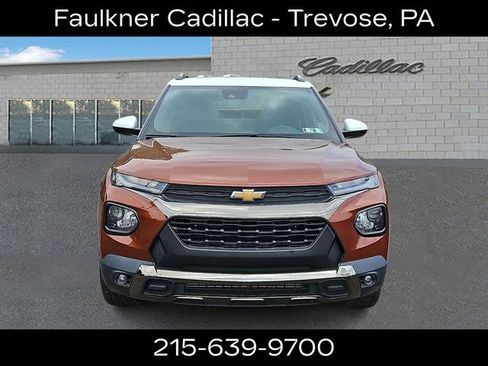 Used 2021 Chevrolet TrailBlazer ACTIV w/ Convenience Package FWD image 2