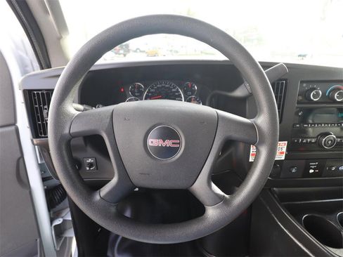 Used 2022 GMC Savana 3500 w/ Power Convenience Package image 15