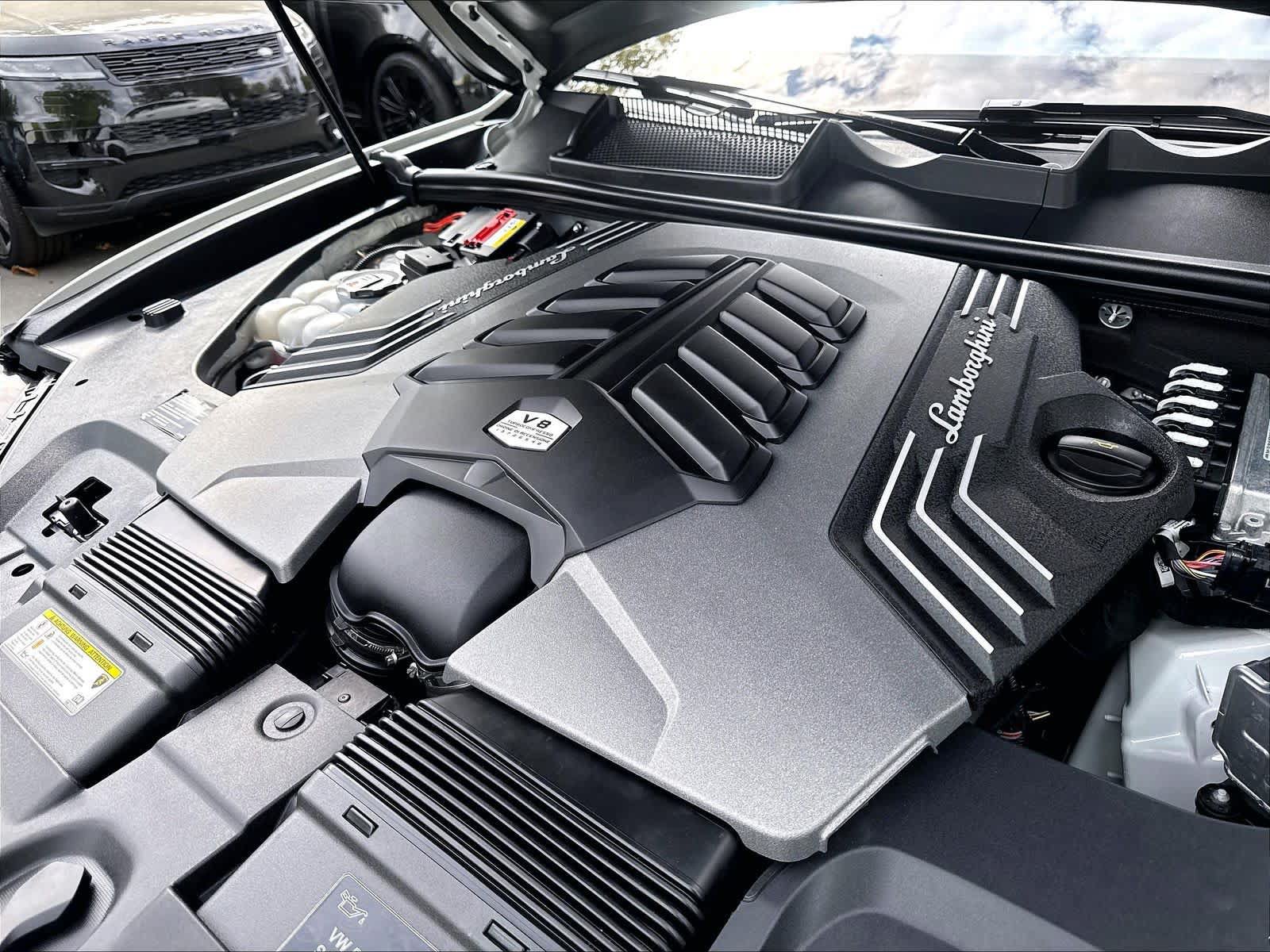 Used 2023 Lamborghini Urus S AWD/4WD image 35