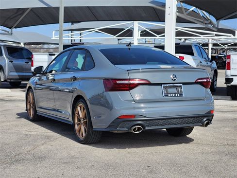 Used 2024 Volkswagen Jetta GLI 40th Anniversary Edition image 5