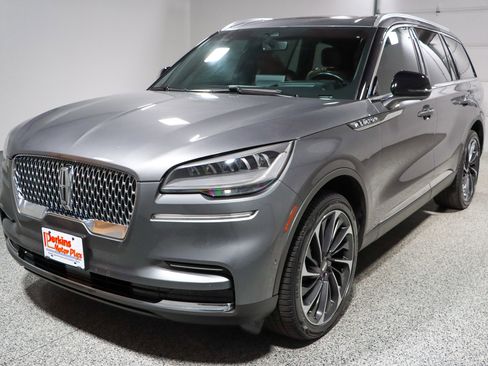 Used 2023 Lincoln Aviator Reserve w/ Equipment Group 201A image 34