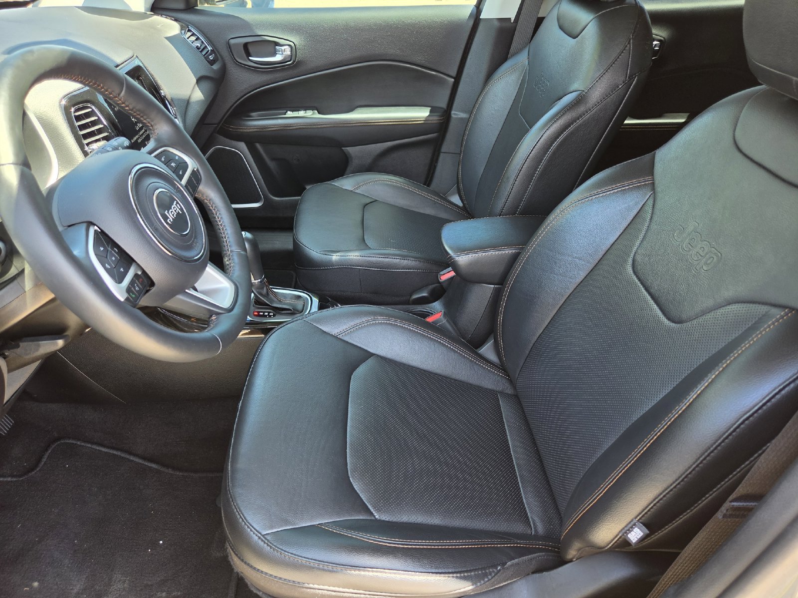 Used 2019 Jeep Compass Limited AWD/4WD image 13