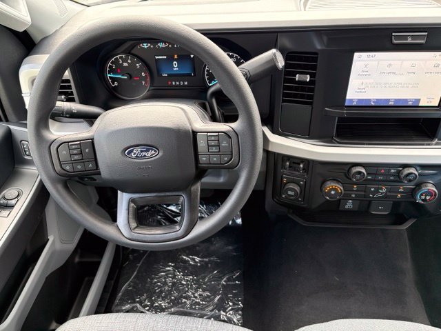 New 2027 Ford F350 XLT w/ FX4 Off-Road Package AWD/4WD image 3