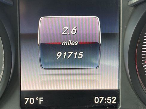 Used 2017 Mercedes-Benz C 300 Sedan image 27