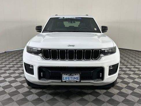 New 2025 Jeep Grand Cherokee Overland w/ Luxury Tech Group IV image 17