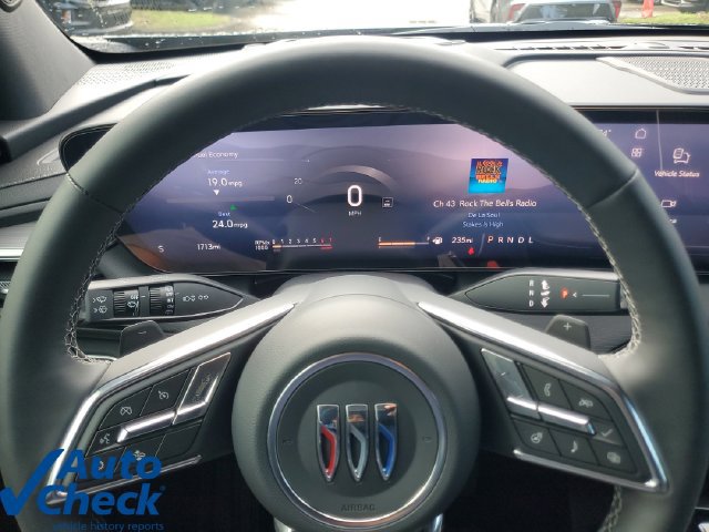 Used 2026 Buick Enclave Preferred w/ Power Package FWD image 22