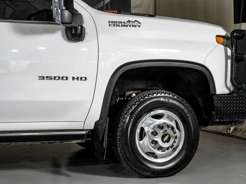 Used 2022 Chevrolet Silverado 3500 High Country w/ Safety Package II AWD/4WD image 7