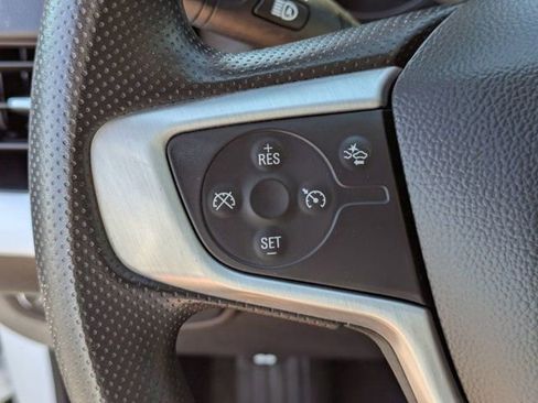 Used 2024 GMC Terrain SLE image 21