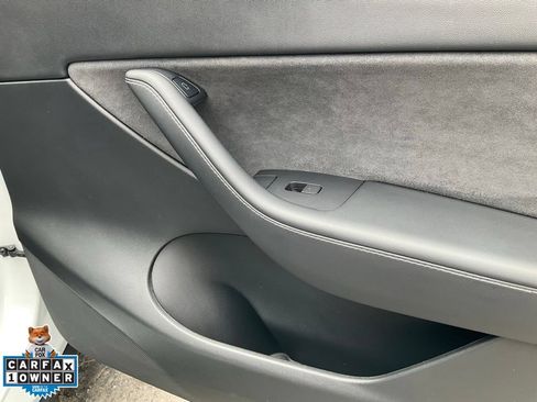 Used 2022 Tesla Model Y Performance AWD/4WD image 76