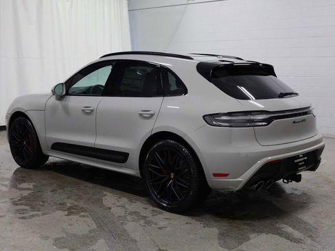 New 2026 Porsche Macan GTS image 3