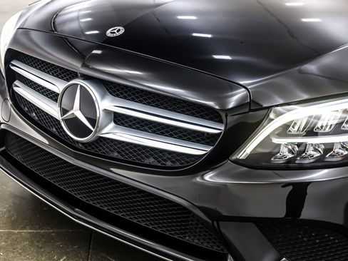 Used 2019 Mercedes-Benz C 300 4MATIC Sedan image 13