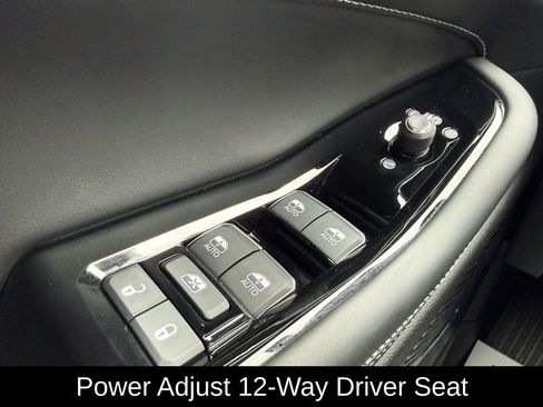 Certified 2023 Jeep Grand Cherokee Overland w/ Advanced Protech Group III AWD/4WD image 29