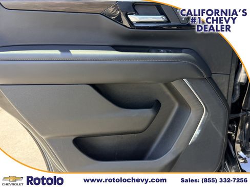 Used 2025 Chevrolet Tahoe LT RWD image 17