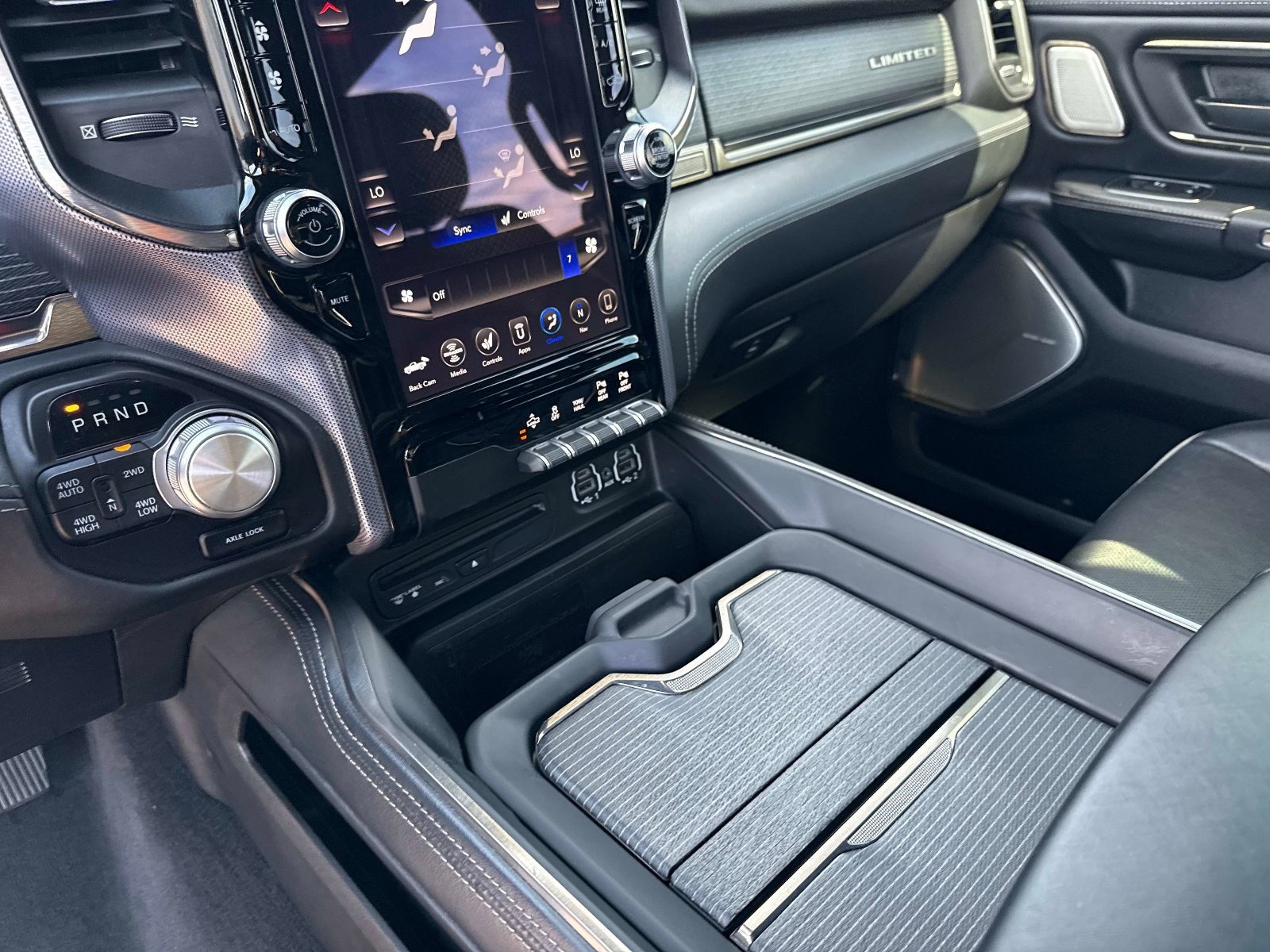 Used 2019 RAM 1500 Limited AWD/4WD image 25