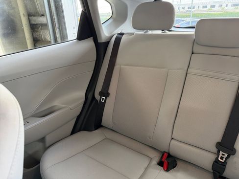 Used 2025 Hyundai Kona SEL image 39