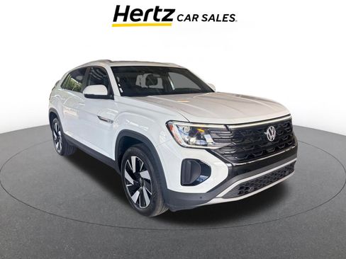 Used 2025 Volkswagen Atlas Cross Sport SE FWD image 1