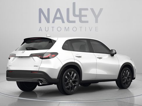 Used 2023 Honda HR-V Sport image 5