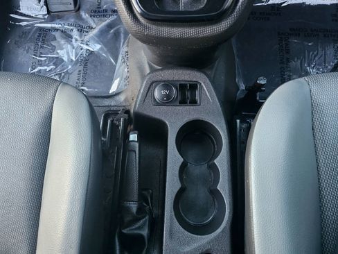 Used 2015 Ford Transit Connect XL image 30