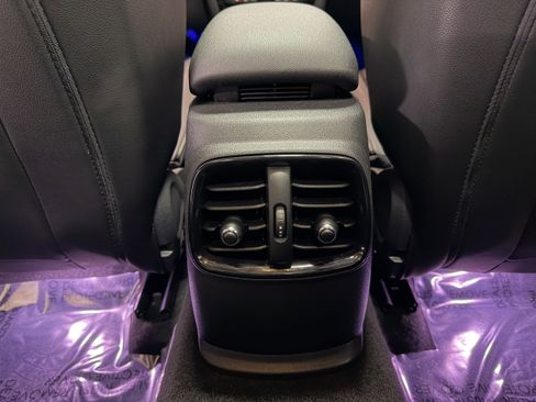 Used 2019 MINI Cooper Clubman S w/ Premium Package image 12