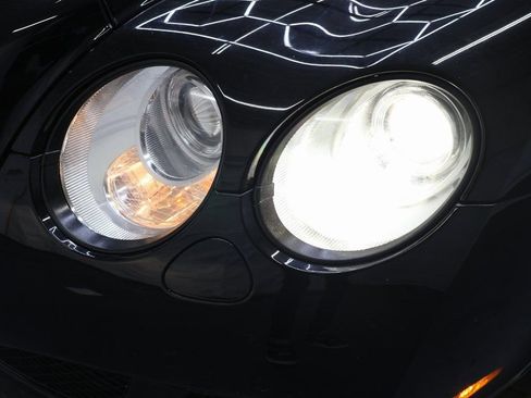 Used 2010 Bentley Continental GT Speed w/ Convenience Specification Pkg image 31