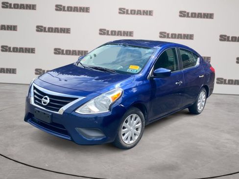 Used 2019 Nissan Versa SV FWD image 1