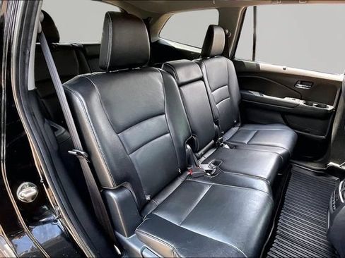 Used 2019 Honda Pilot EX-L image 17