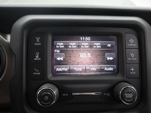 Used 2021 Jeep Gladiator Sport AWD/4WD image 25