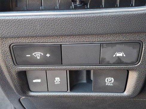 Used 2022 Hyundai Sonata Limited w/ Preferred Accessory Package image 28