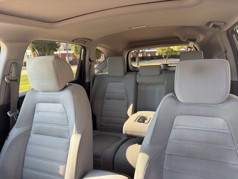 Used 2017 Honda CR-V EX image 12