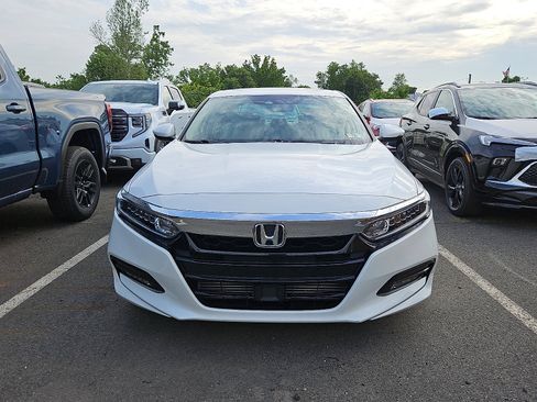 Used 2018 Honda Accord EX-L image 3