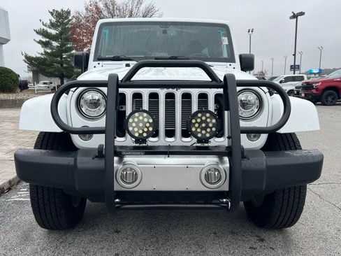 Certified 2018 Jeep Wrangler Unlimited Sahara w/ Connectivity Group image 4