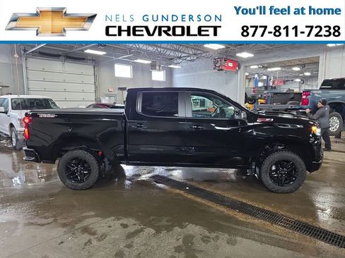 Used 2024 Chevrolet Silverado 1500 LT Trail Boss w/ LT Trail Boss Premium Package image 7
