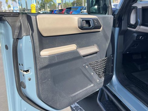 Used 2022 Ford Bronco Wildtrak image 6