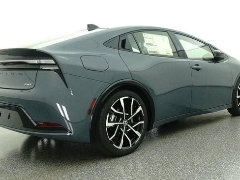 New 2026 Toyota Prius Plug-In Hybrid image 25